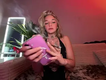 chloetease — Stripchat recorded stream image, 13.03.2026 04:40