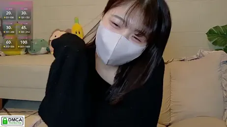 SUZU_ — Stripchat recorded stream image, 13.03.2026 12:00