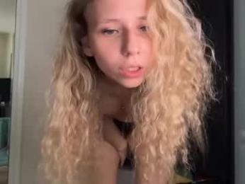 anyaa777 — Chaturbate recorded stream image, 13.03.2026 15:50