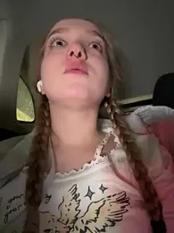 bambi_lu — Stripchat recorded stream image, 14.03.2026 17:50