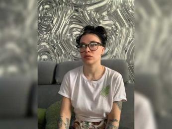 deva_maria — Bongacams recorded stream screenshot (15 Mar 2026)