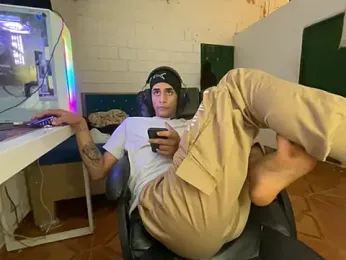 Max_TheHorseDick — Stripchat recorded stream screenshot (16 Mar 2026)