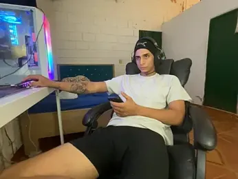 Max_TheHorseDick — Stripchat recorded stream screenshot (16 Mar 2026)