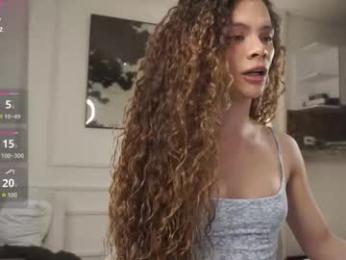 naomigomezz — Chaturbate recorded stream image, 16.03.2026 02:30