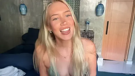 livsslife — Stripchat recorded stream screenshot (16 Mar 2026)