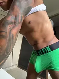 sendfer — Stripchat recorded stream screenshot (16 Mar 2026)