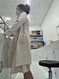 HinaLovely — Stripchat recorded stream screenshot (17 Mar 2026)