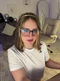 Megan_lu2 — Stripchat recorded stream screenshot (18 Mar 2026)