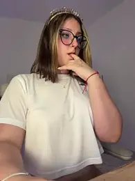 Megan_lu2 — Stripchat recorded stream screenshot (18 Mar 2026)