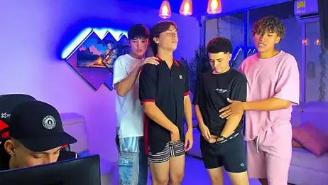 Houseofwarrios — Stripchat recorded stream screenshot (18 Mar 2026)