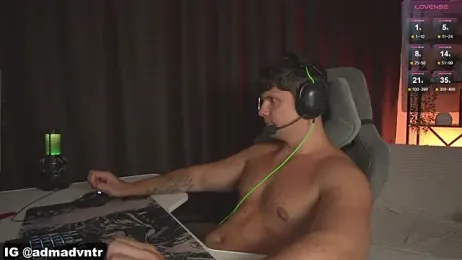 Rus_adventure7 — Stripchat recorded stream screenshot (18 Mar 2026)