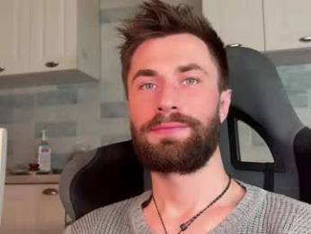 manussa69 — Chaturbate recorded stream image, 19.03.2026 02:30