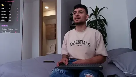 Two_sinzXX — Stripchat recorded stream screenshot (19 Mar 2026)