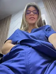 alicee16 — Stripchat recorded stream screenshot (19 Mar 2026)