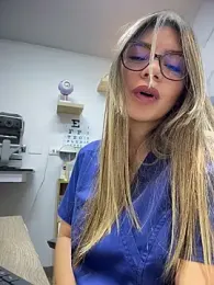 alicee16 — Stripchat recorded stream screenshot (19 Mar 2026)