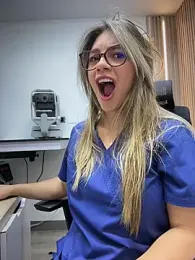 alicee16 — Stripchat recorded stream screenshot (19 Mar 2026)