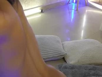 bella19__ — Chaturbate recorded stream screenshot (19 Mar 2026)