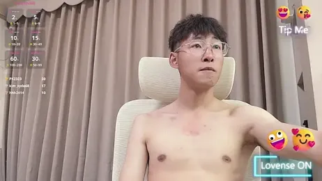 ju-zi8 — Stripchat recorded stream image, 20.03.2026 07:50