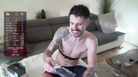 monsieurguitsxxx — Stripchat recorded stream image, 21.03.2026 12:50