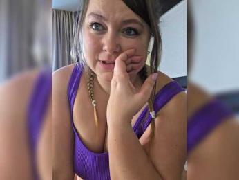 FLUFFY_BEAUTY — Bongacams recorded stream screenshot (23 Mar 2026)