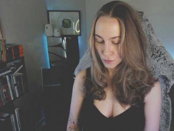 Adamova_Eva — Bongacams recorded stream image, 07.03.2025 19:40