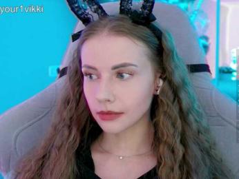 VikkiExtraCheese — Bongacams recorded stream screenshot (25 Mar 2026)