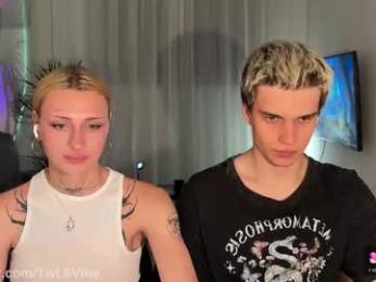 twl8vibe — Chaturbate recorded stream screenshot (25 Mar 2026)