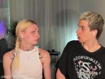 twl8vibe — Chaturbate recorded stream screenshot (25 Mar 2026)