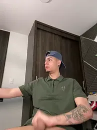 bigryann23 — Stripchat recorded stream image, 26.03.2026 14:10