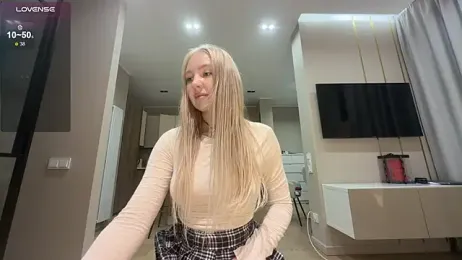 avroramey — Stripchat recorded stream screenshot (26 Mar 2026)