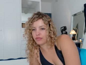 theislandgirl — Chaturbate recorded stream screenshot (26 Mar 2026)