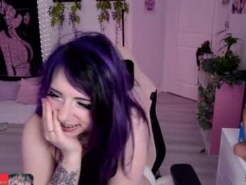 crimsonkitten — Chaturbate recorded stream image, 27.03.2026 01:10