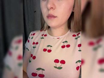 AlinaRay — Bongacams recorded stream image, 27.03.2026 14:10