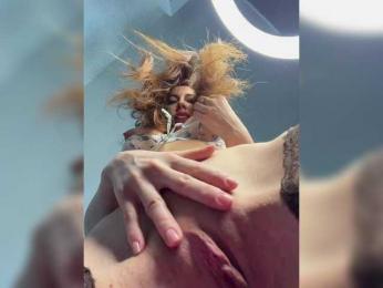 Lindseya — Bongacams recorded stream screenshot (28 Mar 2026)