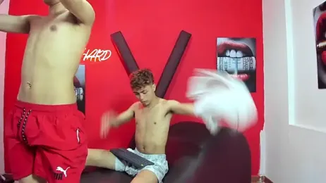 VERY_HOT_GUYS — Stripchat recorded stream screenshot (28 Mar 2026)