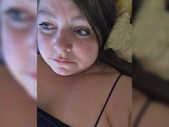 FLUFFY_BEAUTY — Bongacams recorded stream screenshot (30 Mar 2026)