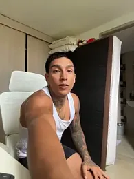 sendfer — Stripchat recorded stream screenshot (30 Mar 2026)