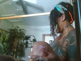 liquidfire — Camsoda recorded stream screenshot (01 Apr 2026)