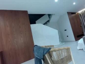 ehotlovea — Chaturbate recorded stream screenshot (01 Apr 2026)