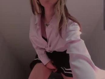 _eva_pleasure_ — Chaturbate recorded stream image, 01.04.2026 07:40