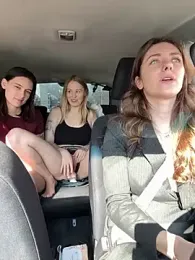 MariiD — Stripchat recorded stream screenshot (01 Apr 2026)