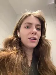 MariiD — Stripchat recorded stream screenshot (01 Apr 2026)