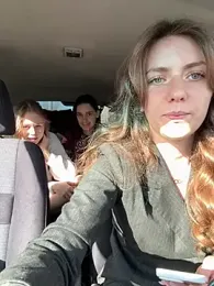 MariiD — Stripchat recorded stream screenshot (01 Apr 2026)