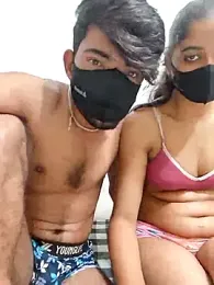 Rubina_khan1 — Stripchat recorded stream screenshot (01 Apr 2026)