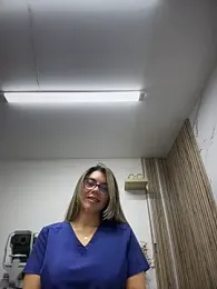 alicee16 — Stripchat recorded stream screenshot (01 Apr 2026)