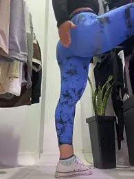 kim_monti — Stripchat recorded stream screenshot (01 Apr 2026)