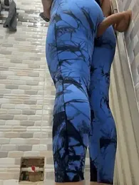 kim_monti — Stripchat recorded stream screenshot (01 Apr 2026)