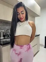 emma_andrew1 — Stripchat recorded stream screenshot (02 Apr 2026)