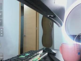 _veenus — Chaturbate recorded stream screenshot (02 Apr 2026)