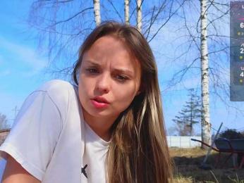 misss-vikki — Bongacams recorded stream screenshot (02 Apr 2026)